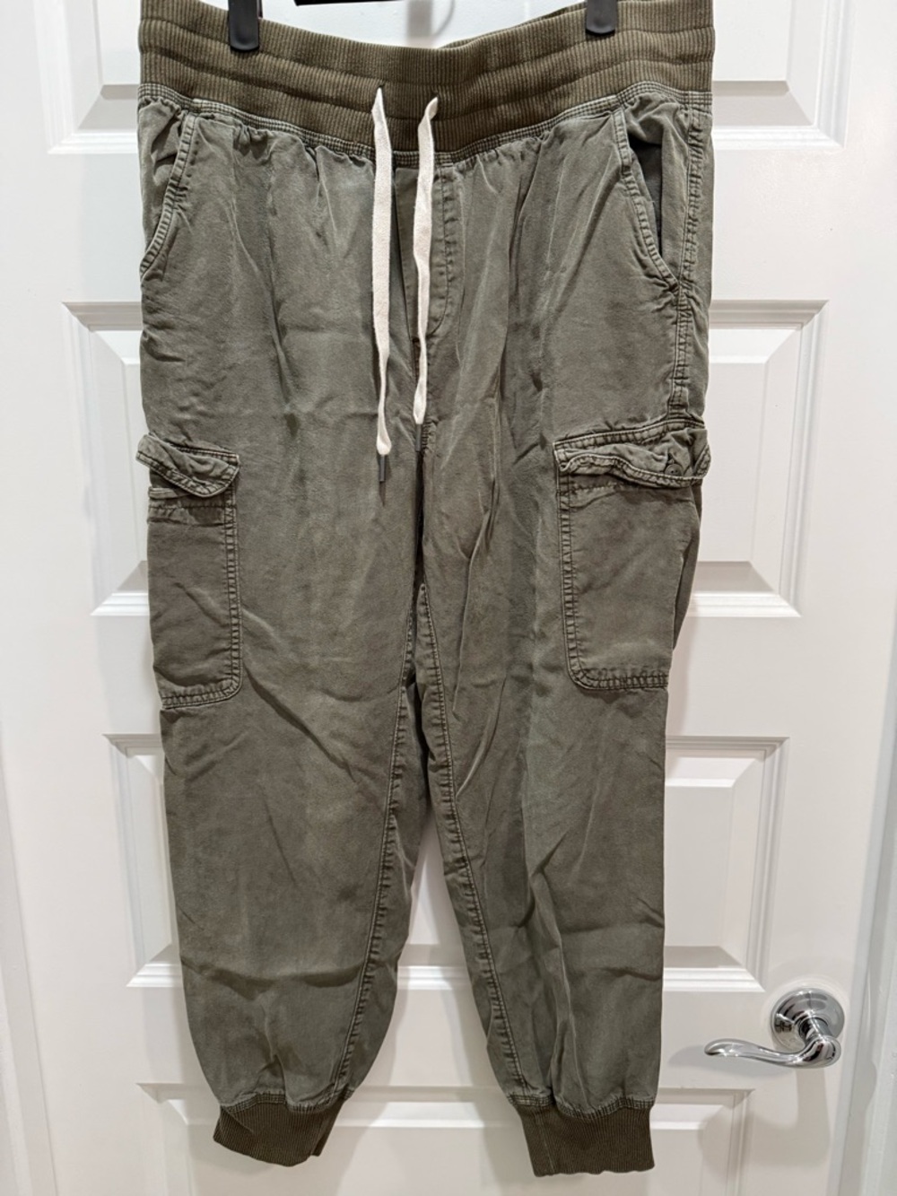 Aerie Olive Green Cargo Jogger Pants - Casual Drawstring Waist